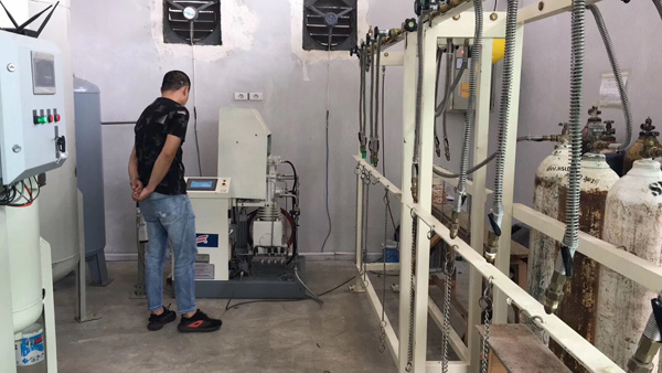 موقع العميل القيام بالخدمة و traiing (3)